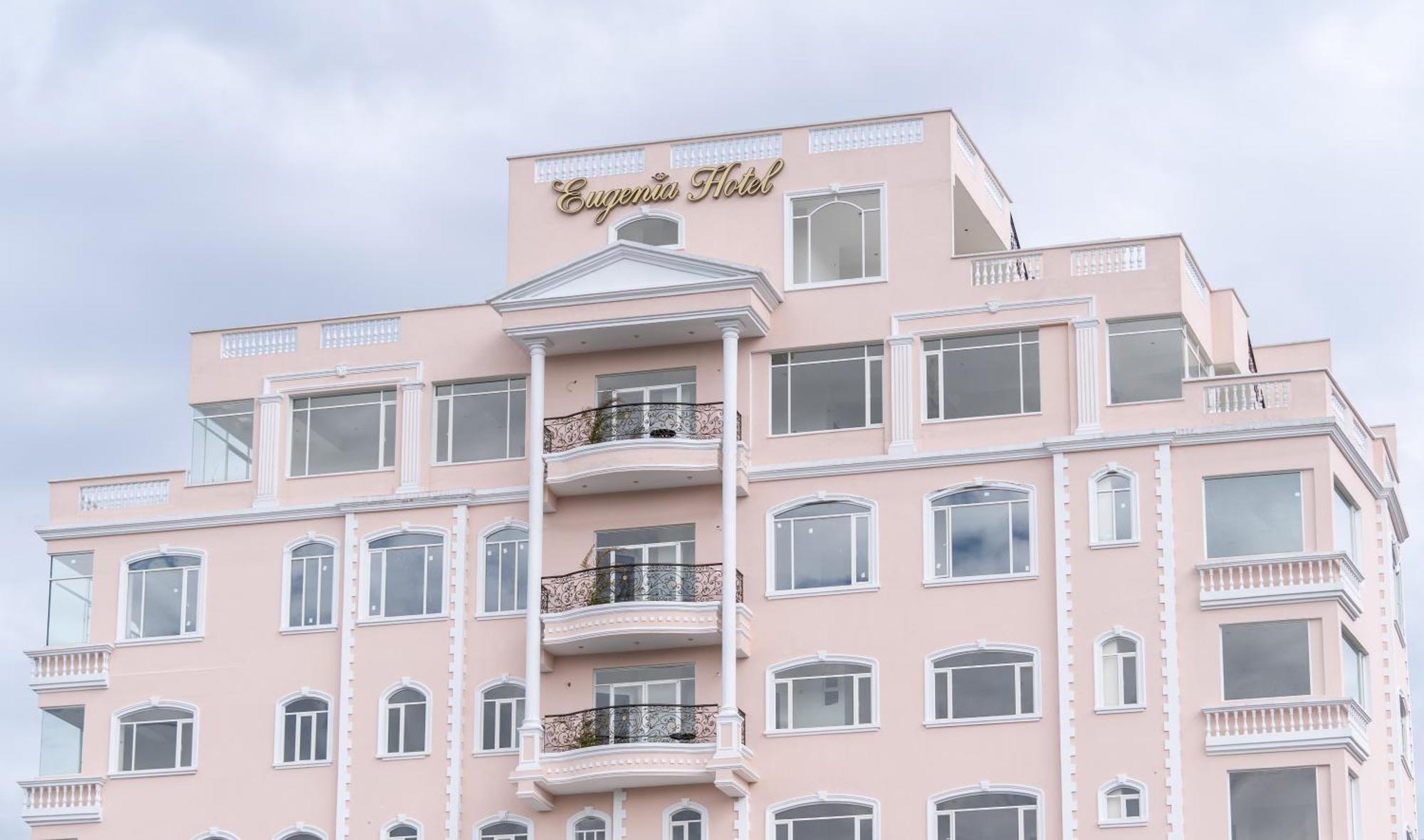 Eugenia Hotel Quito Exterior photo
