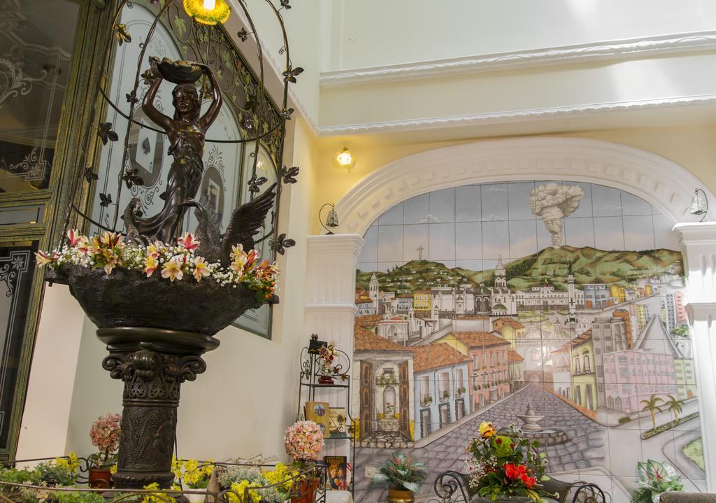 Eugenia Hotel Quito Exterior photo